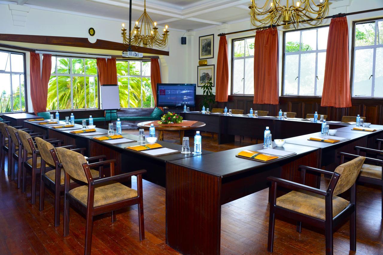 Outspan Hotel Nyeri Luaran gambar