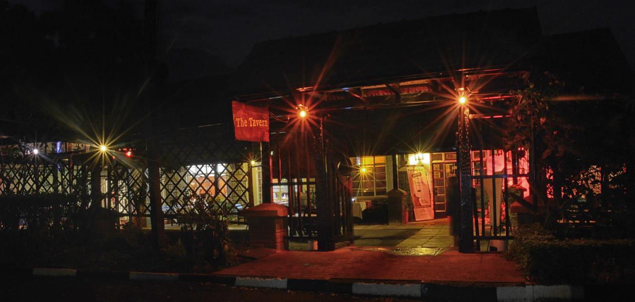 Outspan Hotel Nyeri Luaran gambar