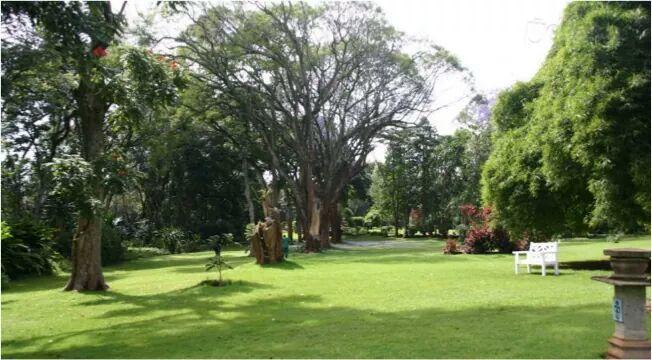 Outspan Hotel Nyeri Luaran gambar